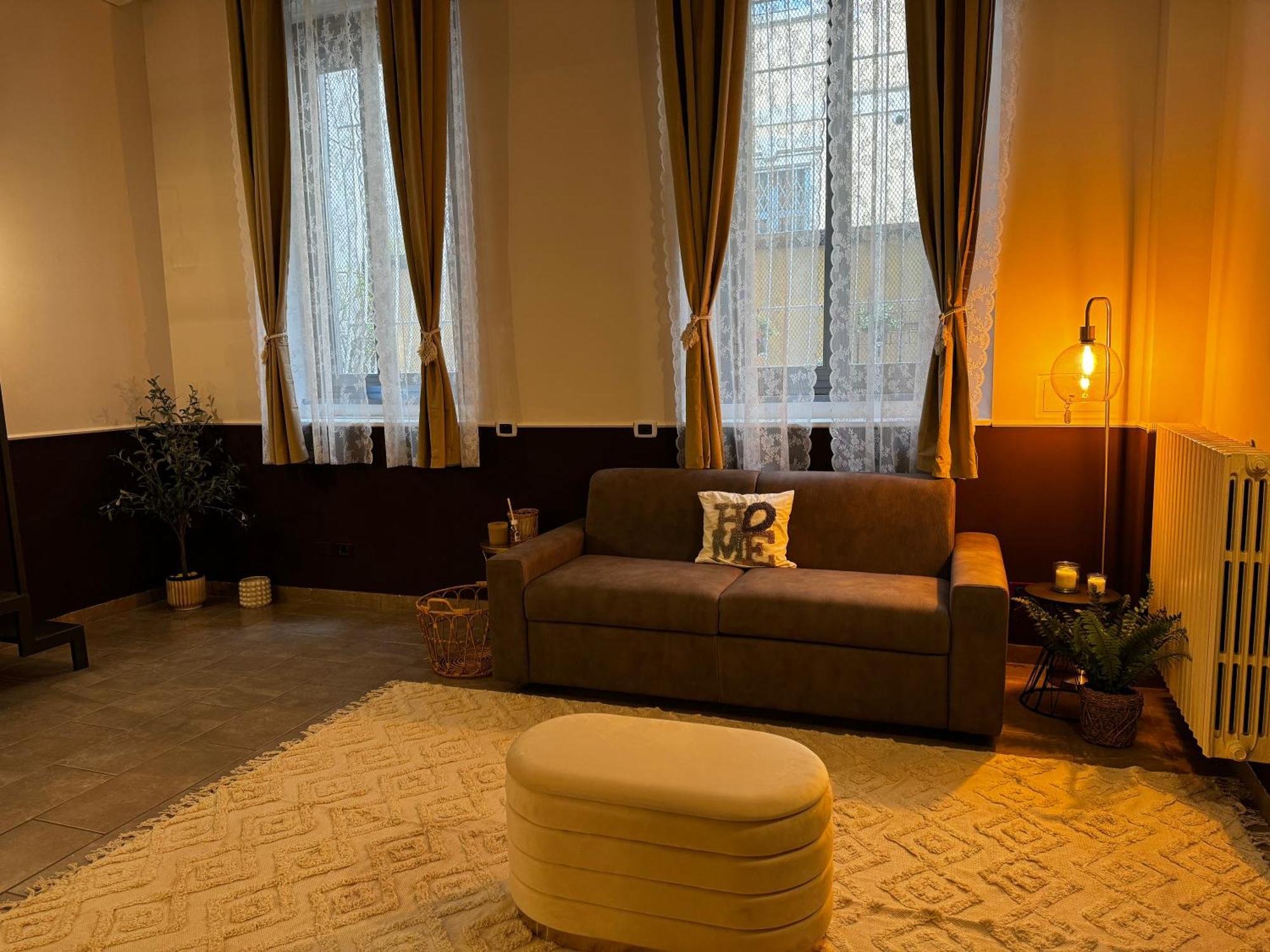 Apartament Regina Milano In Verona - Sky Tv, Wifi E Breakfast Box Zewnętrze zdjęcie