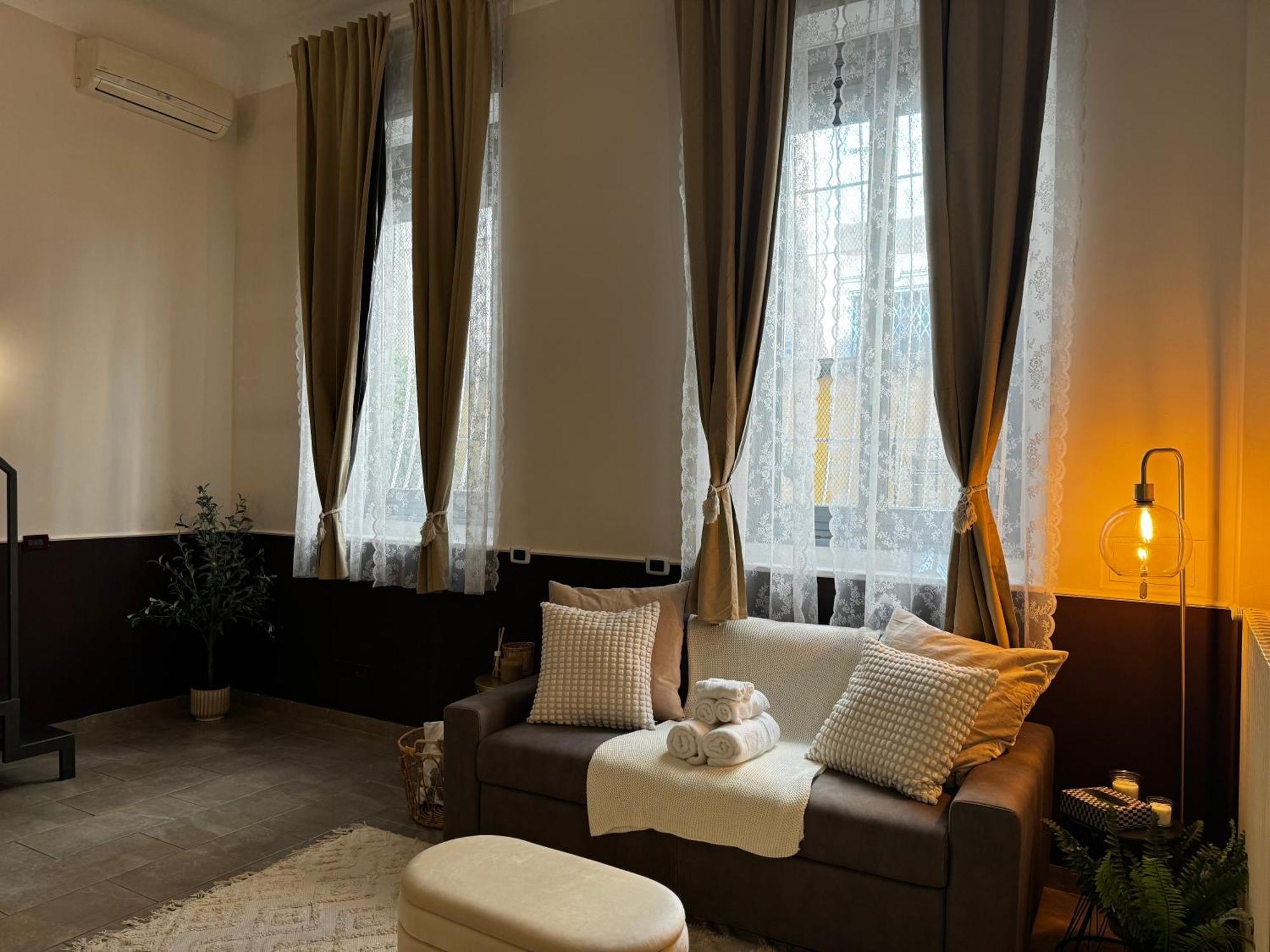Apartament Regina Milano In Verona - Sky Tv, Wifi E Breakfast Box Zewnętrze zdjęcie