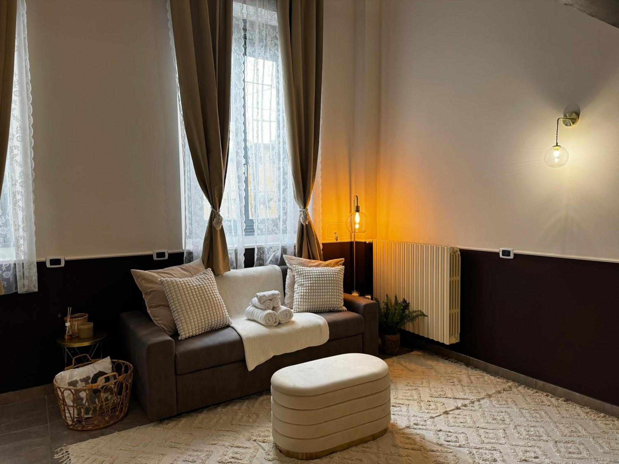 Apartament Regina Milano In Verona - Sky Tv, Wifi E Breakfast Box Zewnętrze zdjęcie