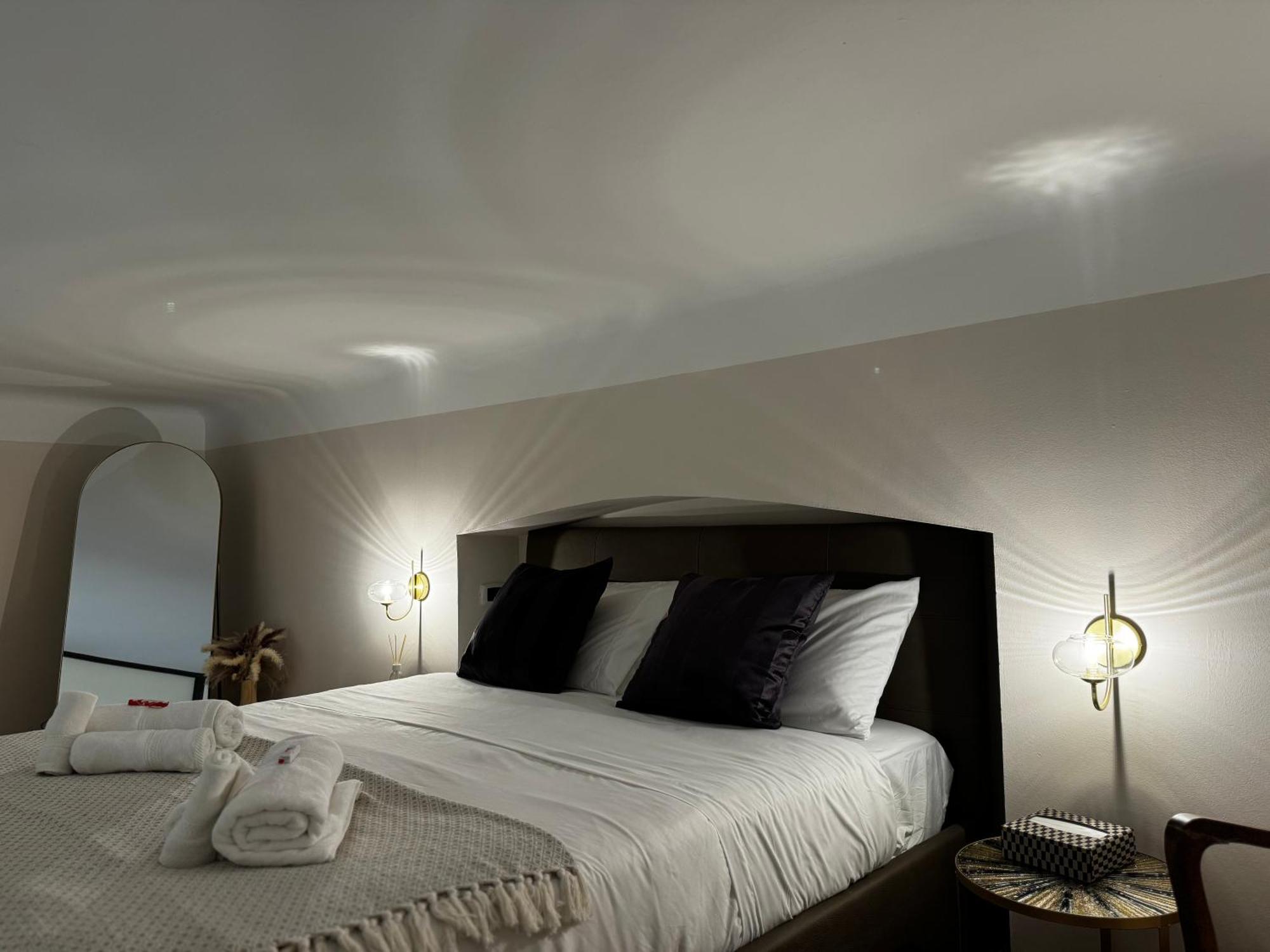 Apartament Regina Milano In Verona - Sky Tv, Wifi E Breakfast Box Zewnętrze zdjęcie