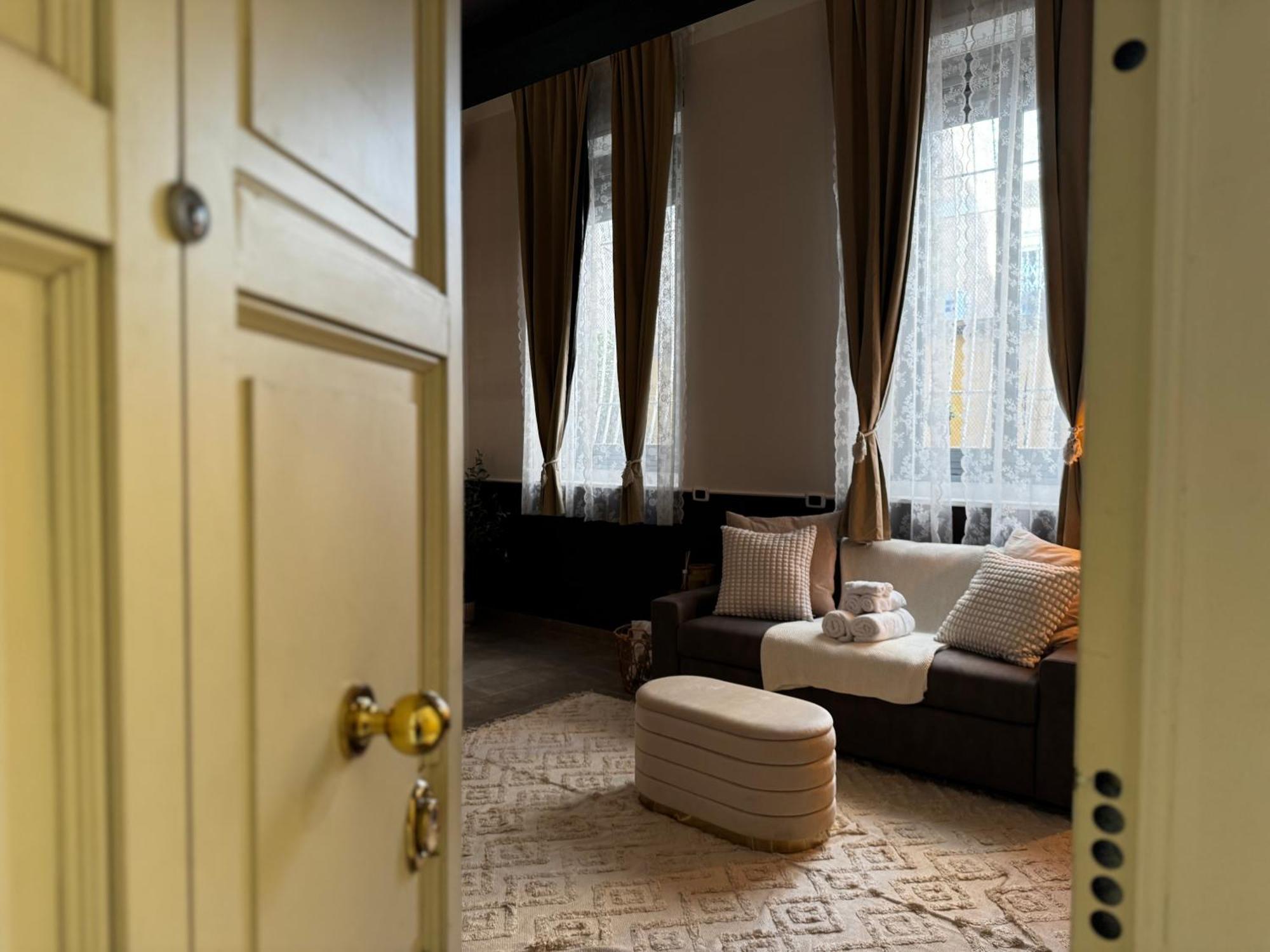 Apartament Regina Milano In Verona - Sky Tv, Wifi E Breakfast Box Zewnętrze zdjęcie